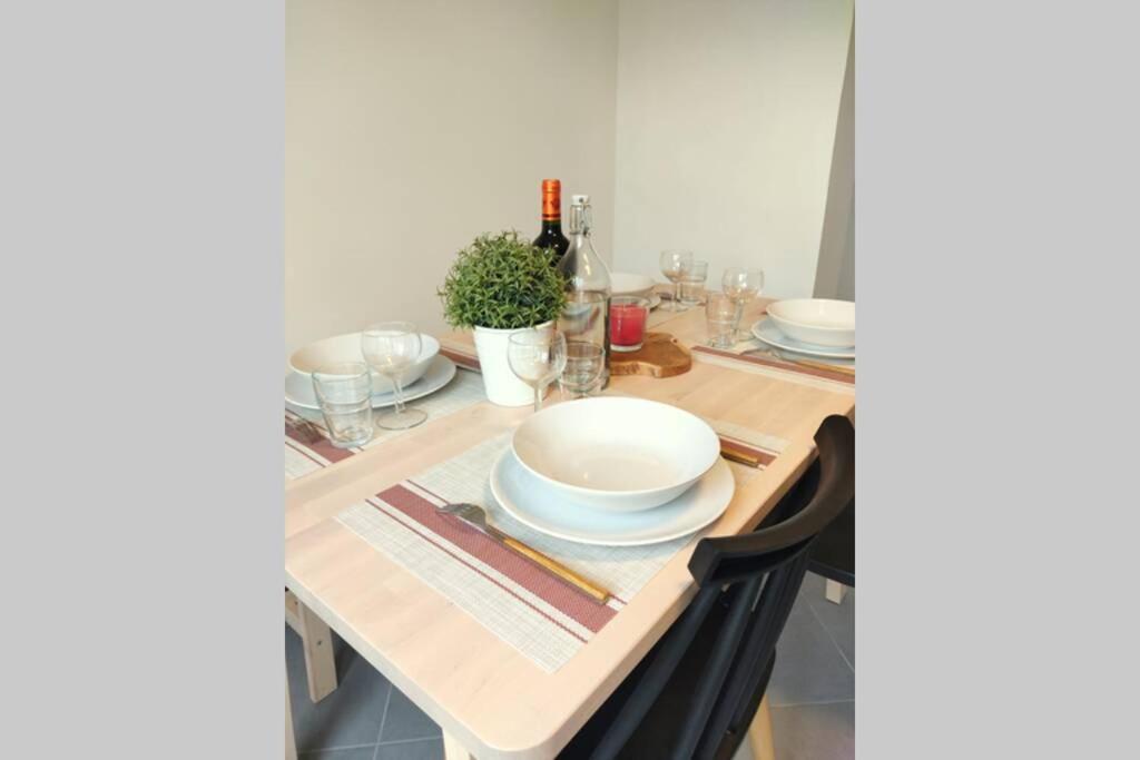 Les Grumes, Centre Ville, Jardin,Self Check-In, Freewifi, Netflix Compiègne Esterno foto